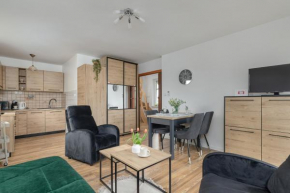 Beautiful House with a Garden for 6 People in Budzistowo by Noclegi Renters, Budzistowo